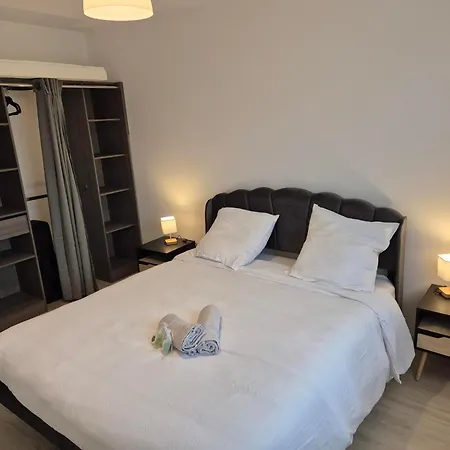 Belle Maison 3 9 Personnes Et L'hopital Holiday home *